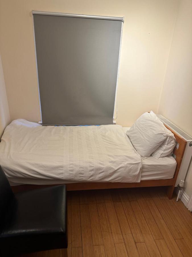 Sultania Motel And Catering Hedgerley ภายนอก รูปภาพ